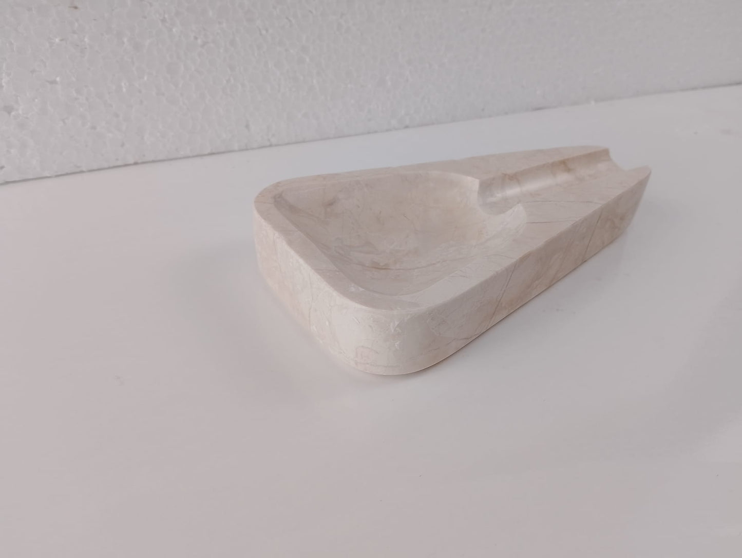 Marble Ashtray – Grey Natural Stone Cigar & Cigarette Holder | Hand-Carved Luxury Ashtray