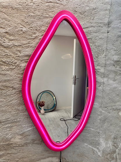 Neon LED Wavy Wall Mirror – Modern Irregular Shape MDF Frame Mirror | Decorative Accent for Bedroom & Living Room