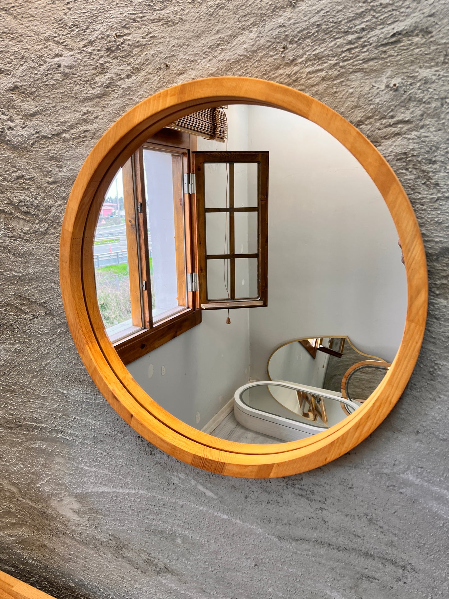 Handmade Solid Wood Framed Round Mirror – Modern Scandinavian Wall Mirror