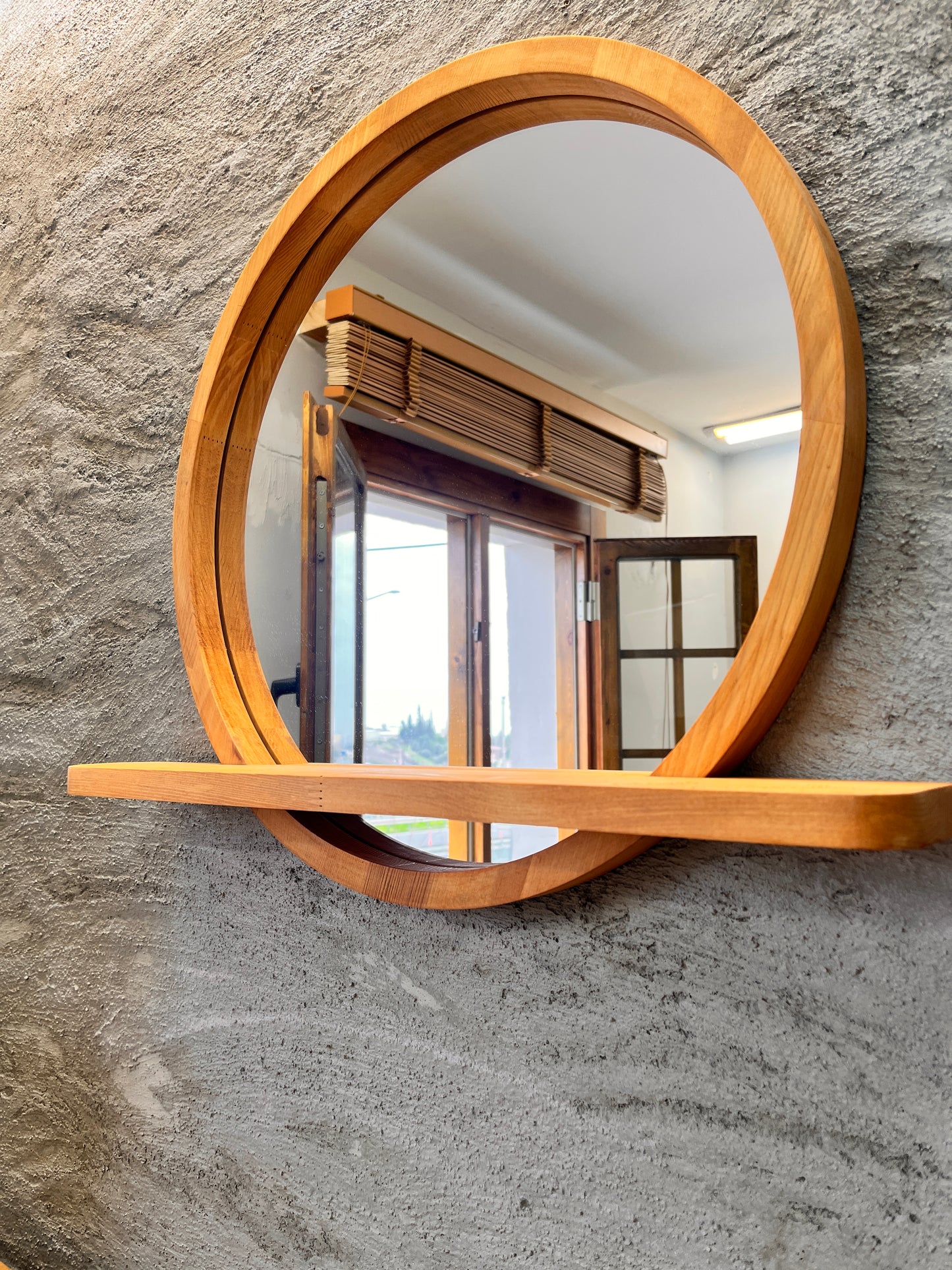 Solid Beech Wood Round Mirror with Shelf – Scandinavian Entryway Bathroom Mirror