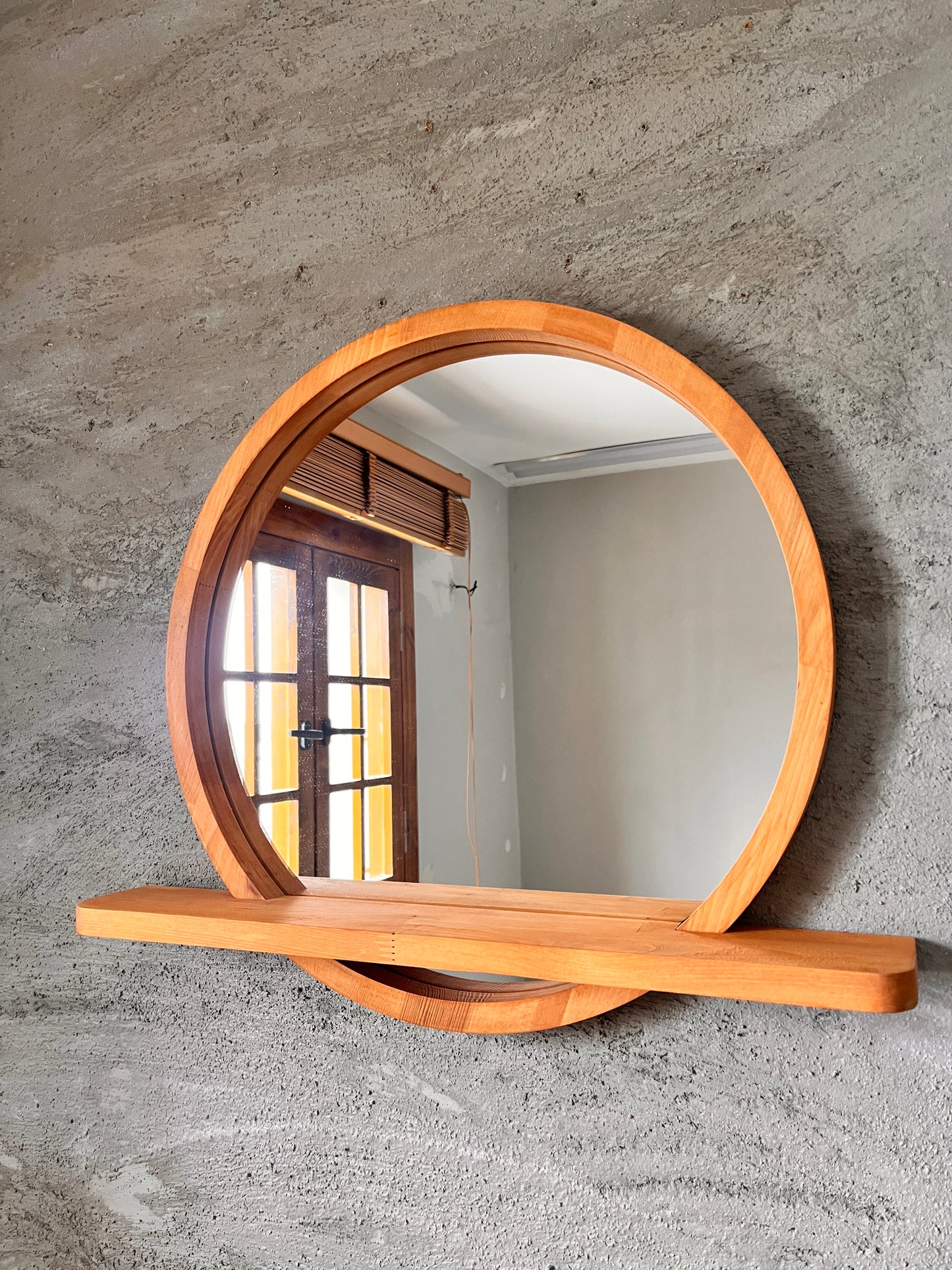 Solid Beech Wood Round Mirror with Shelf – Scandinavian Entryway Bathroom Mirror