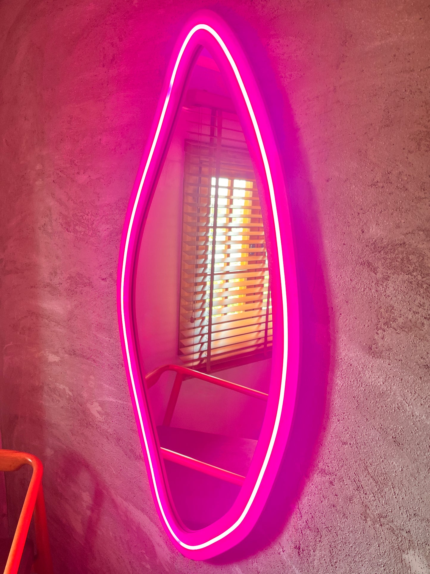 Neon LED Wavy Wall Mirror – Modern Irregular Shape MDF Frame Mirror | Decorative Accent for Bedroom & Living Room