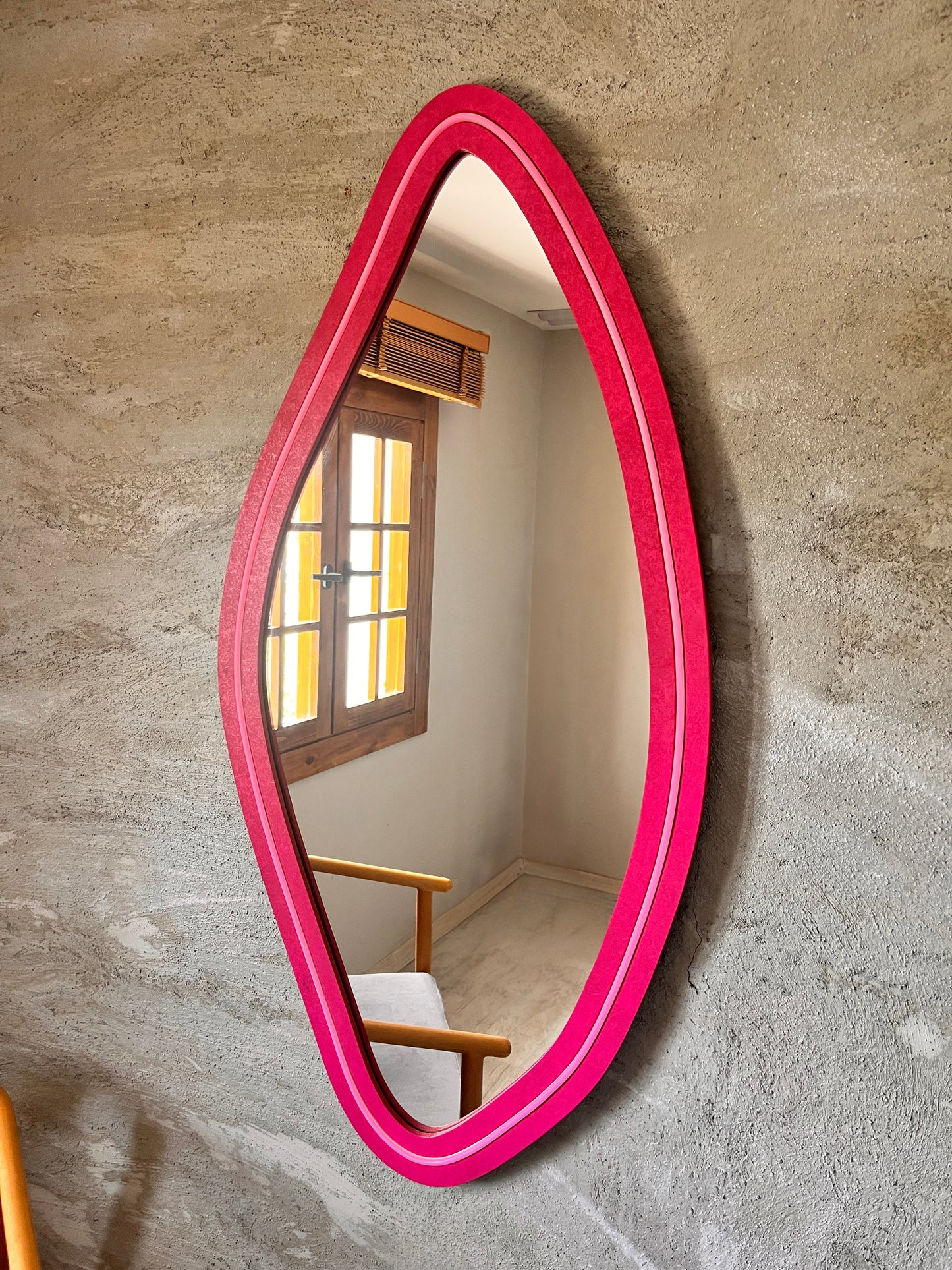 Neon LED Wavy Wall Mirror – Modern Irregular Shape MDF Frame Mirror | Decorative Accent for Bedroom & Living Room
