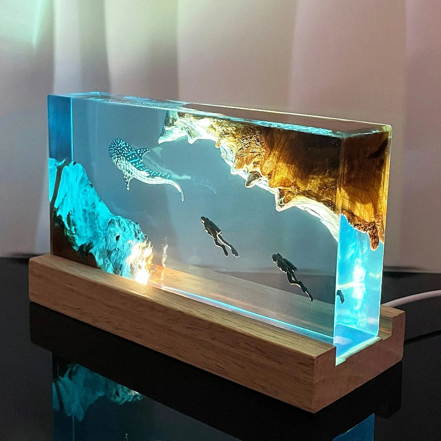 Seabed Exploration Organism Resin Table Light 2 Divers Resin Table Light Deep Sea Diver Night Light Bedroom Office Desk Decor