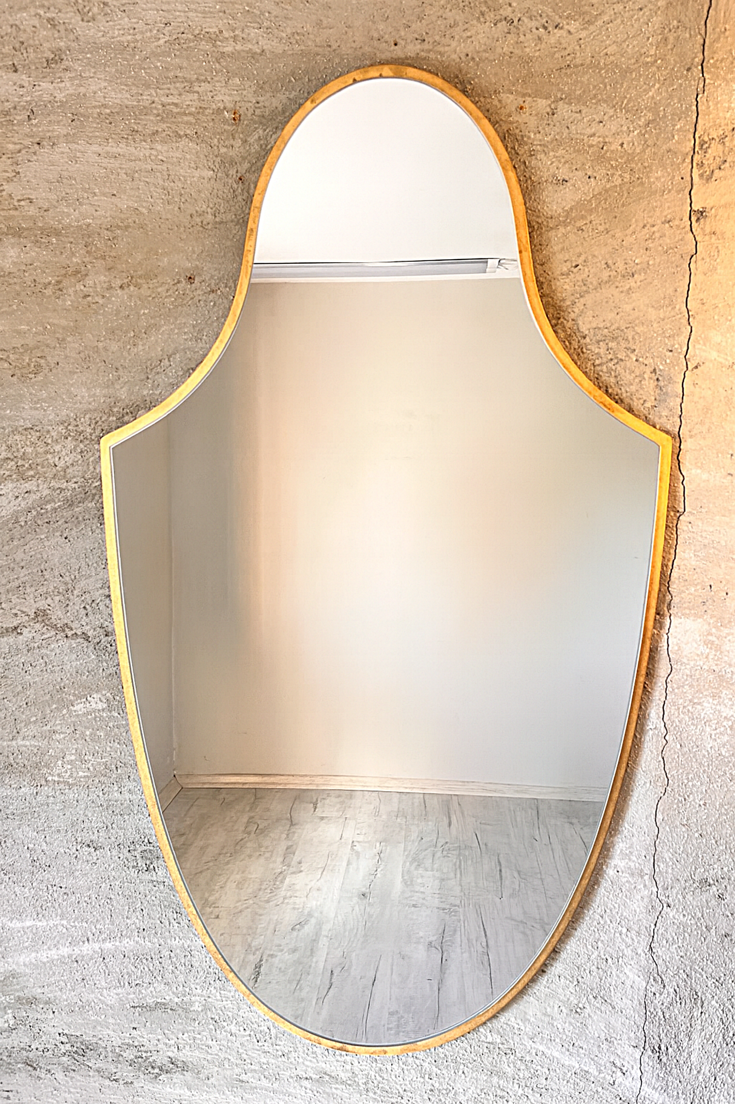 Modern Gold Wall Mirror – Arched Shield Shape Mirror for Living Room & Entryway