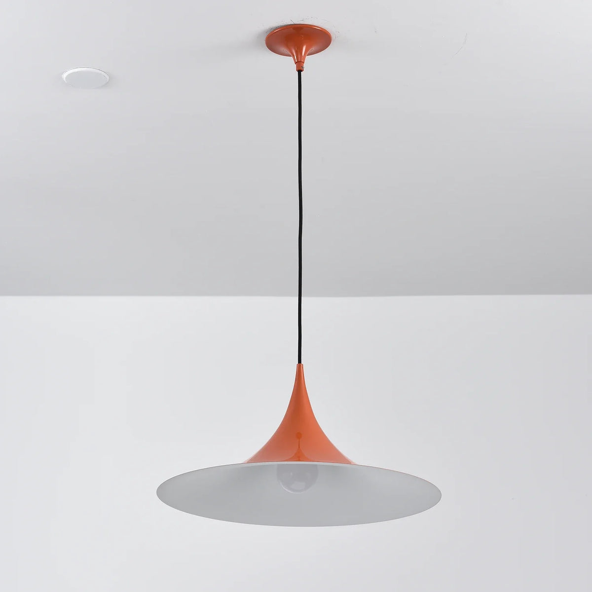 Sami Trumpet Pendant Light