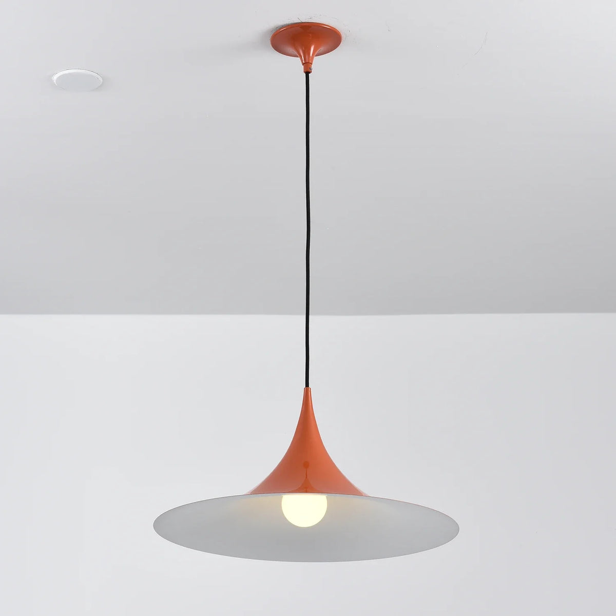 Sami Trumpet Pendant Light